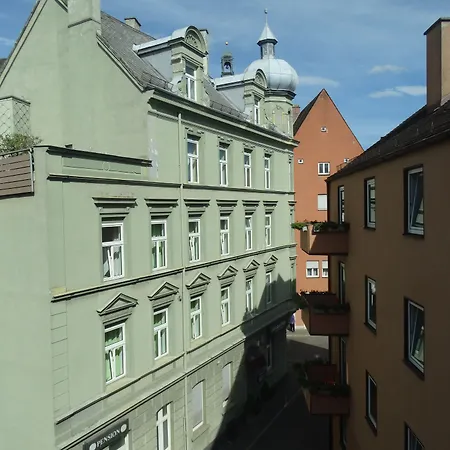 City Hostel-2